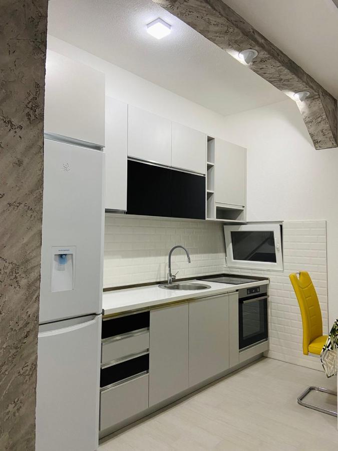 Id Apartments Tivat Luaran gambar