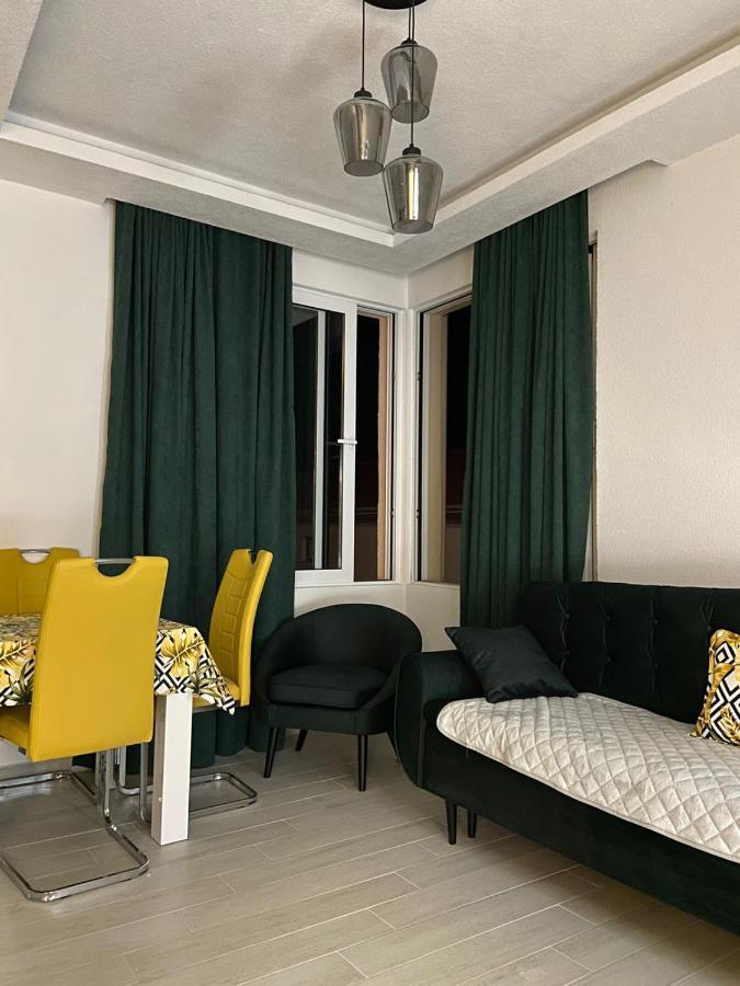 Id Apartments Tivat Luaran gambar