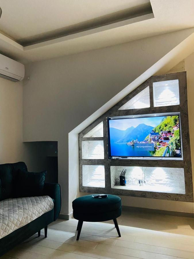 Id Apartments Tivat Luaran gambar